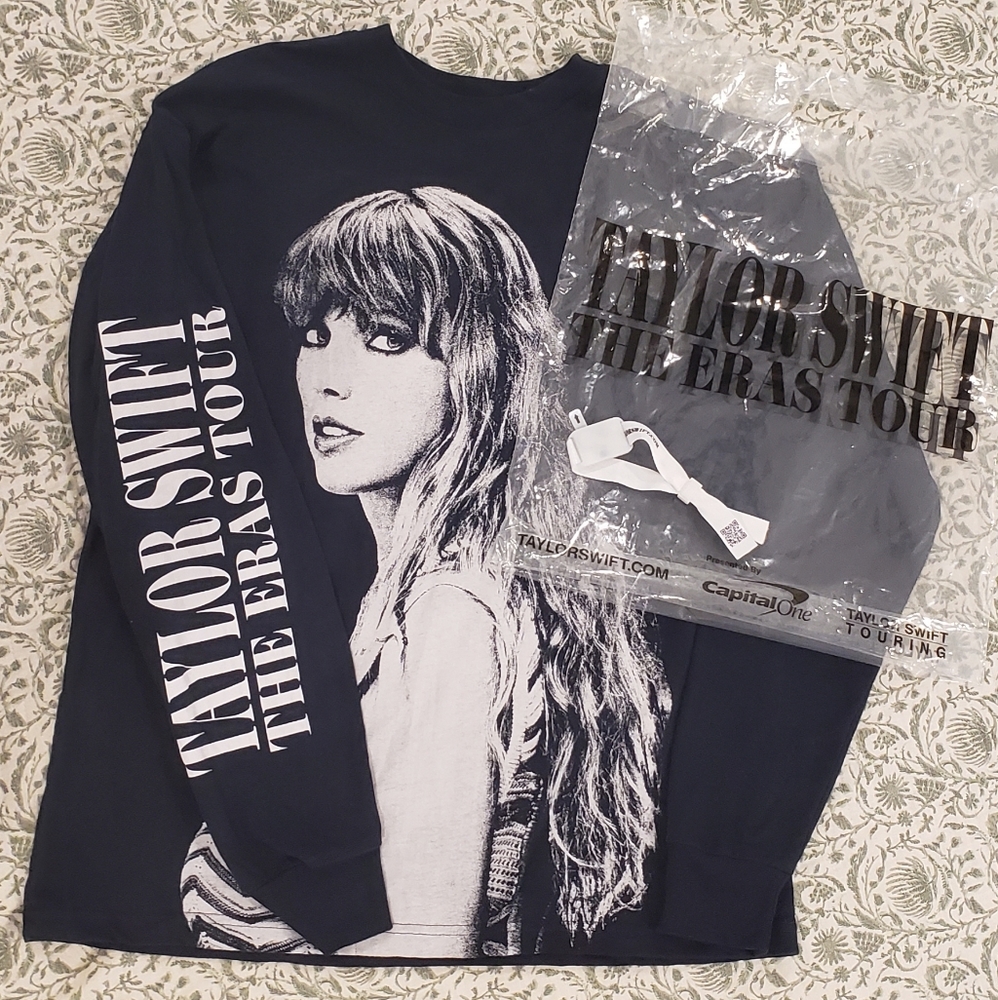 Taylor Swift The Eras Tour Long Sleeve Tshirt Bag Bracelet Bundle Size Small